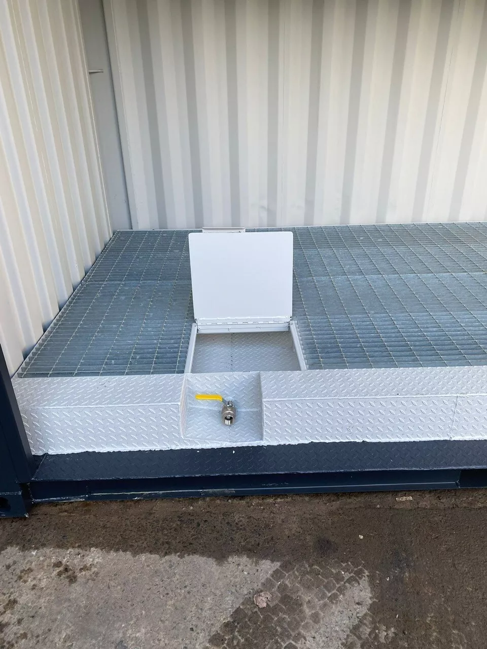 20ft high cube shipping container chemical store