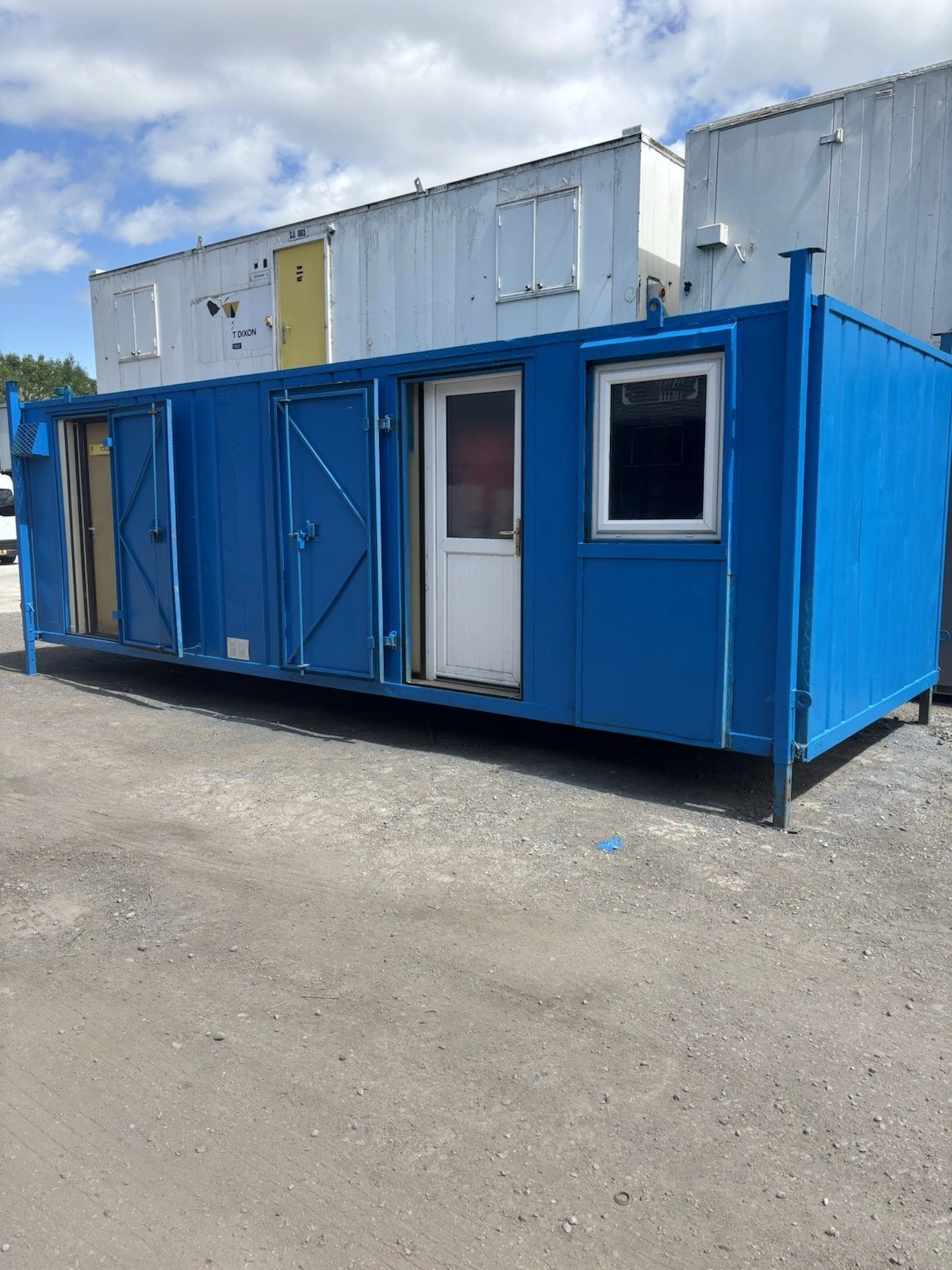 26ft x 9ft welfare site office with kitchen canteen toilet . shipping container