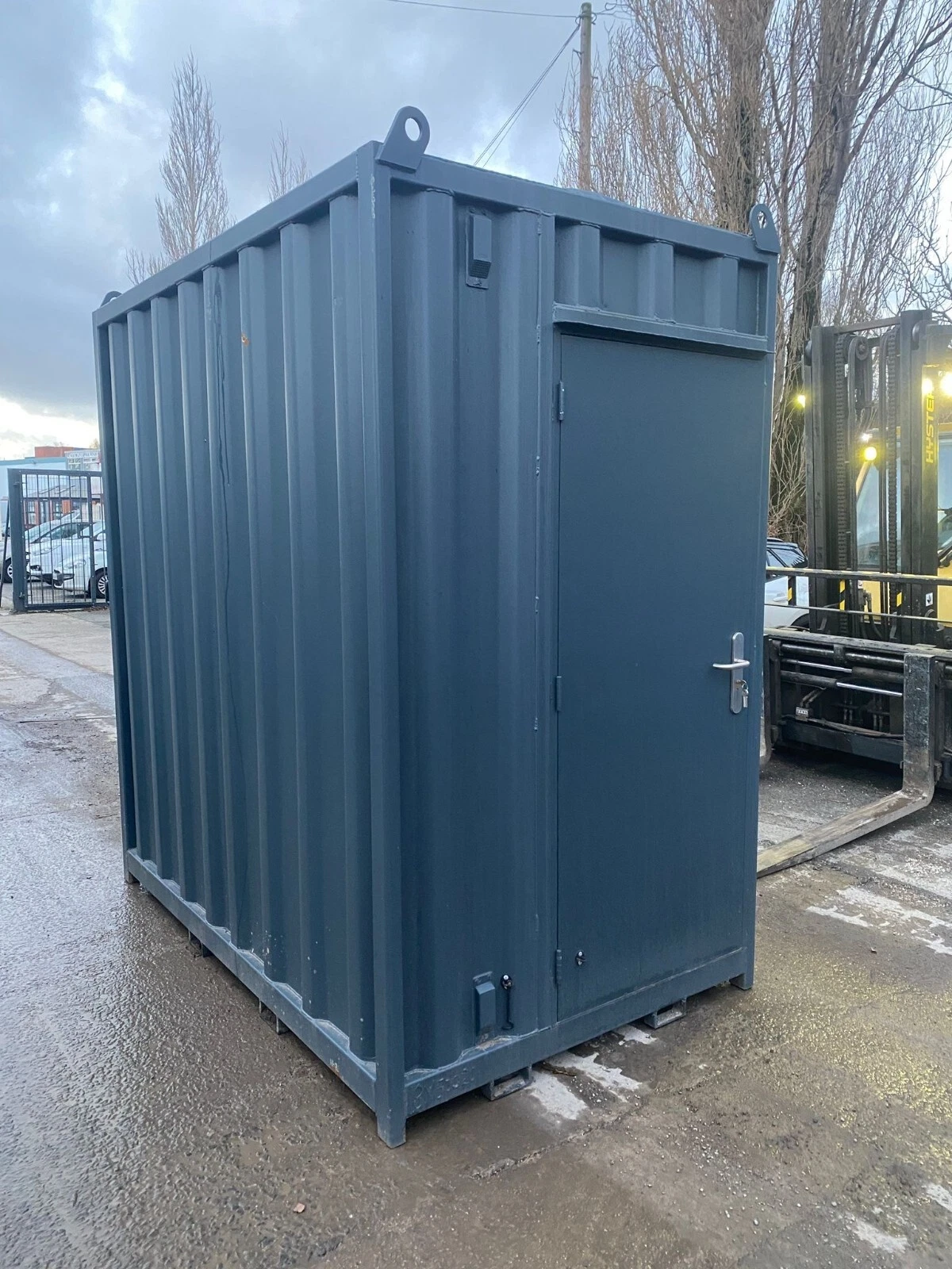 8ft x 4ft shipping container caravan park/campsite store nationwide