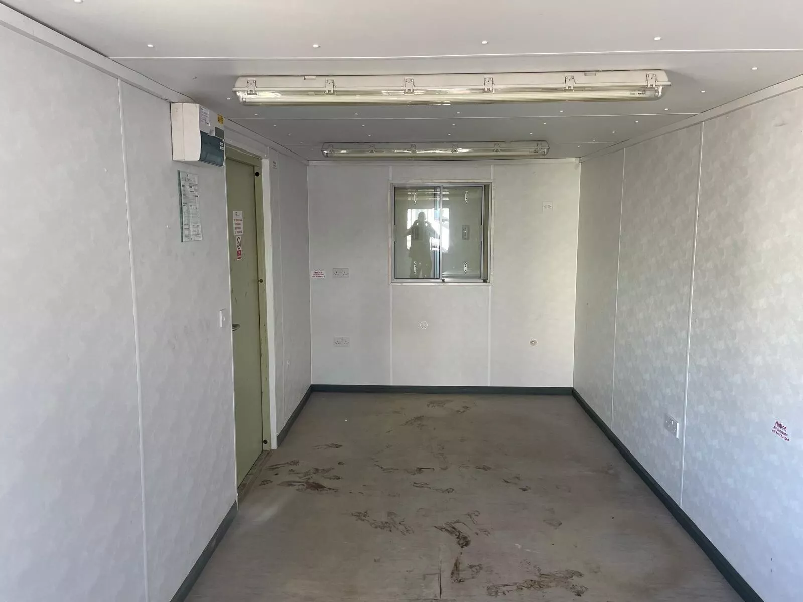 20ft x 8ft office anti vandal