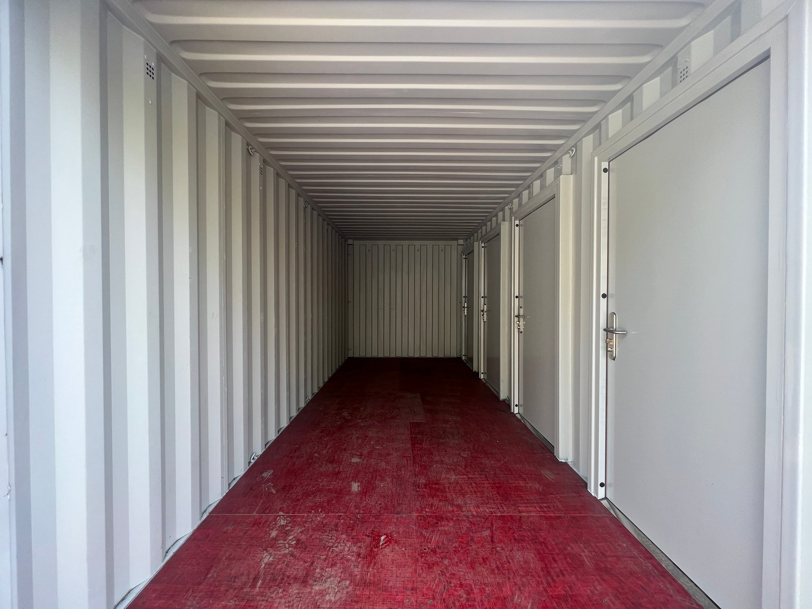 20ft Shipping Container with Four Hinged Steel Doors and Movable Partitions – Blue - Image 6