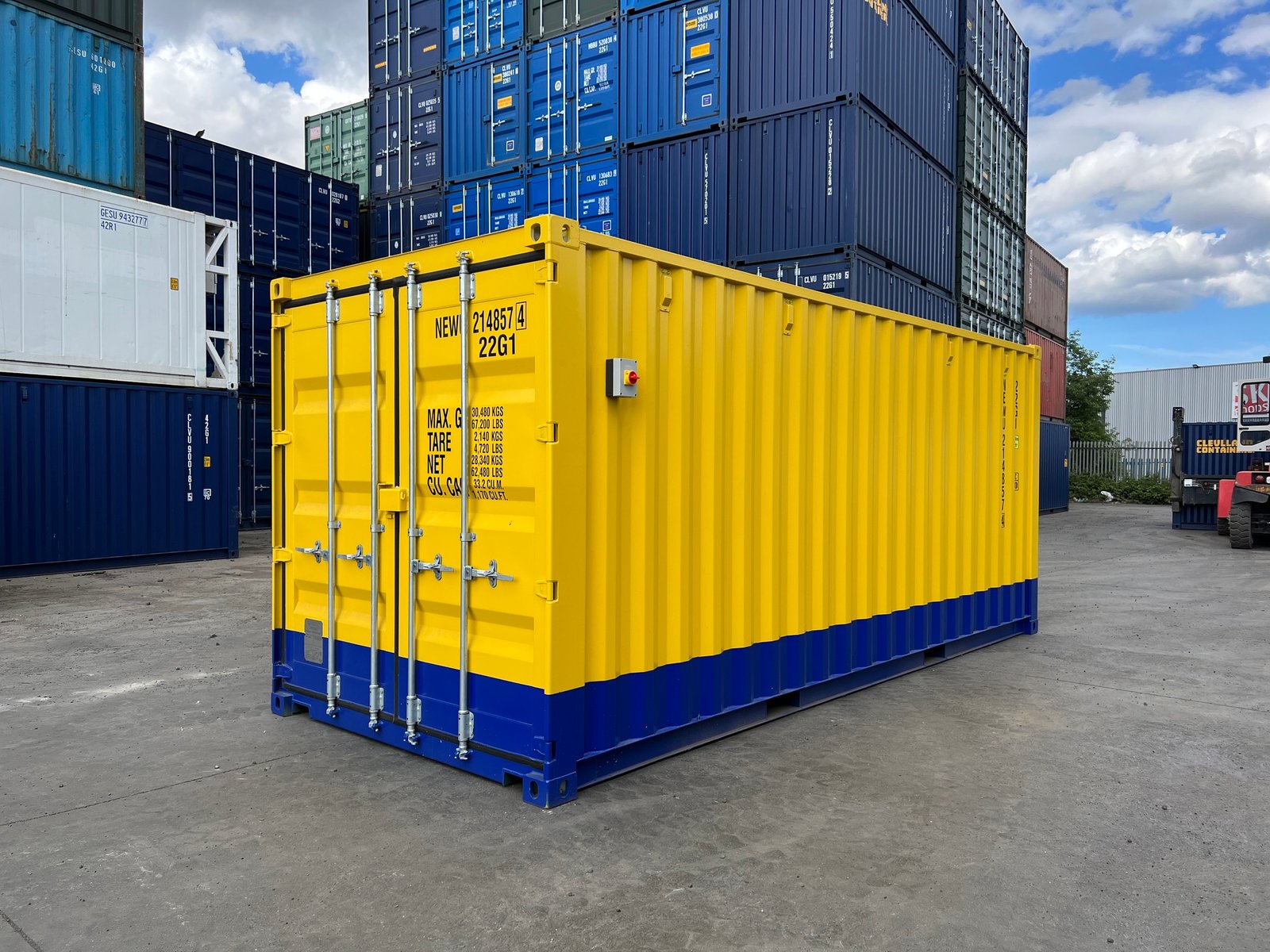 20ft One Trip Modified Container with Electrical Installation and LED Lighting