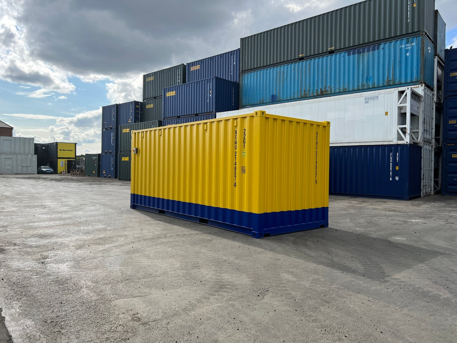 20ft One Trip Modified Container with Electrical Installation and LED Lighting - Image 4
