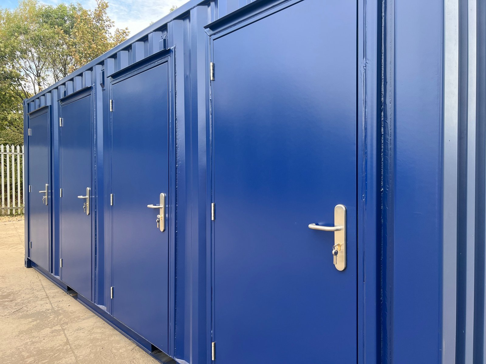 20ft Shipping Container with Four Hinged Steel Doors and Movable Partitions – Blue - Image 3