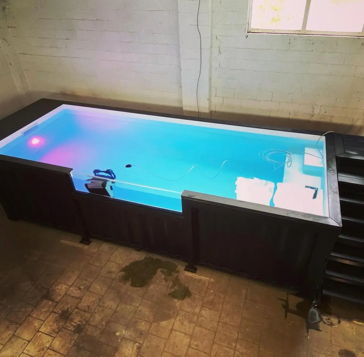 20ft Converted Shipping Container Swimming Pool - Image 6