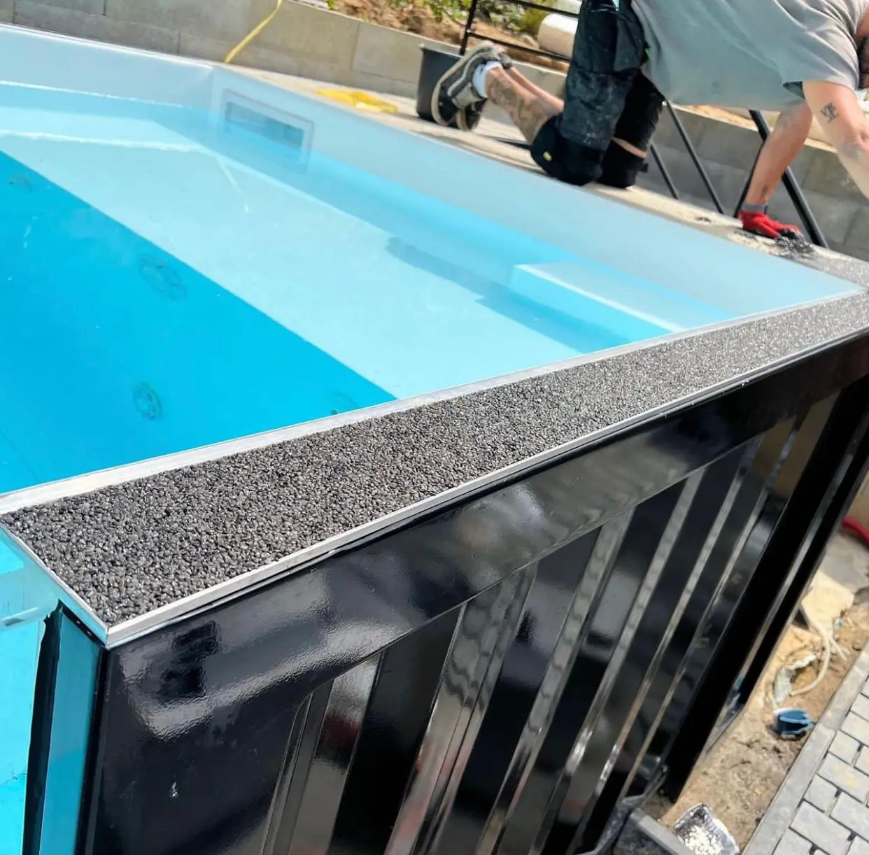 20ft Converted Shipping Container Swimming Pool - Image 5
