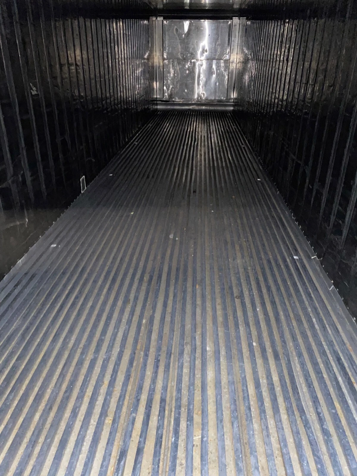 40ft High Cube Non-Working Reefer Container – Insulated Storage - Image 9